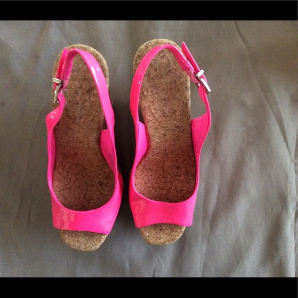 hot pink jessica simpson shoes